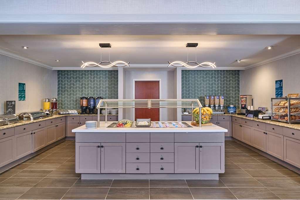 Homewood Suites By Hilton Anchorage Restaurant photo